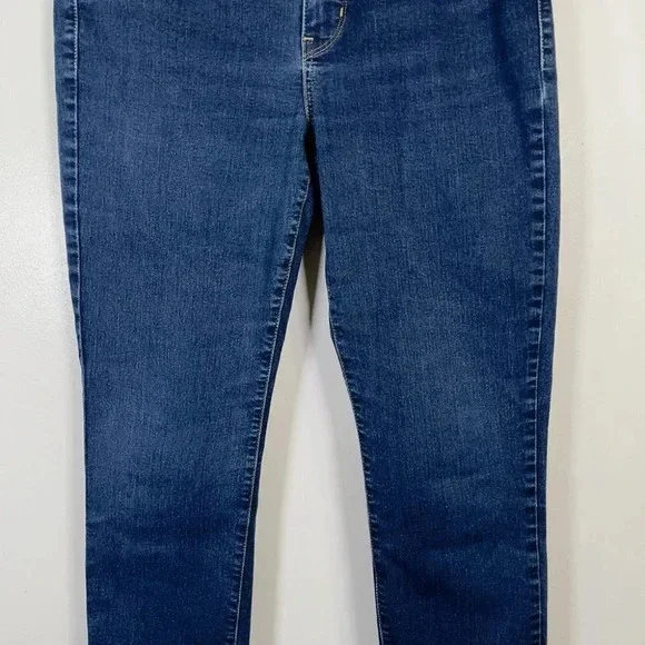 Levi's 312  Shaping Slim Dark Wash Blue Jeans - Picture 6 of 16
